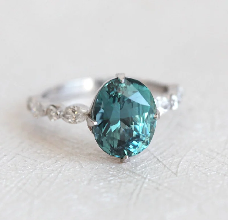 Fox motif engagement rings-Paris Teal Sapphire Diamond Ring