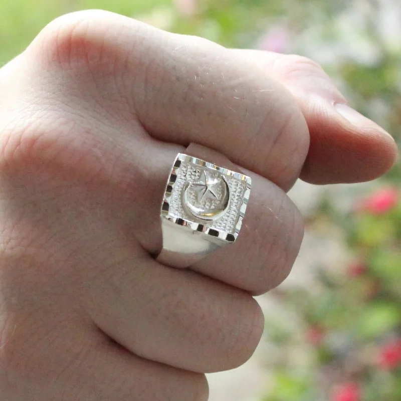 Flat band rings-Large Men Moon and Star in Square ring