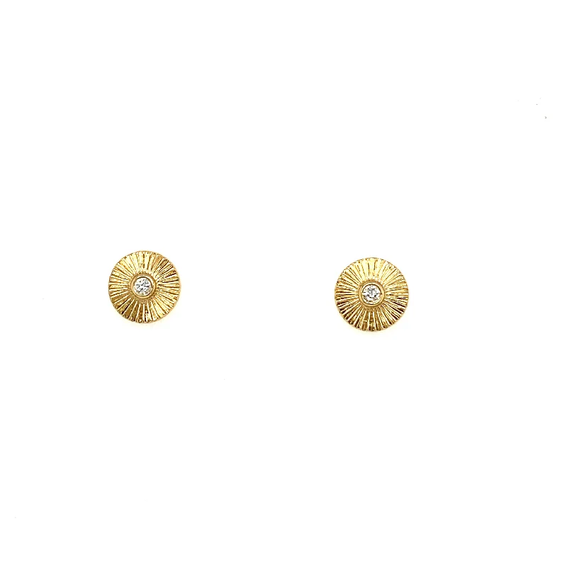 Light drop earrings-Fluted Disc Stud Earrings