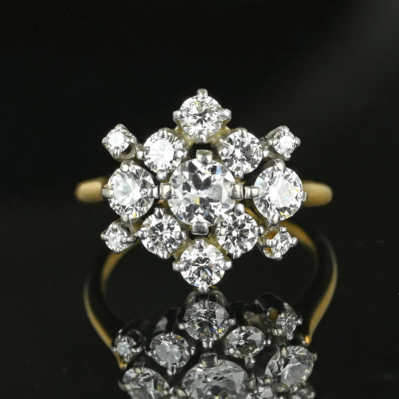 Braided motif rings-Exquisite Retro 18K Gold Diamond Cluster Ring