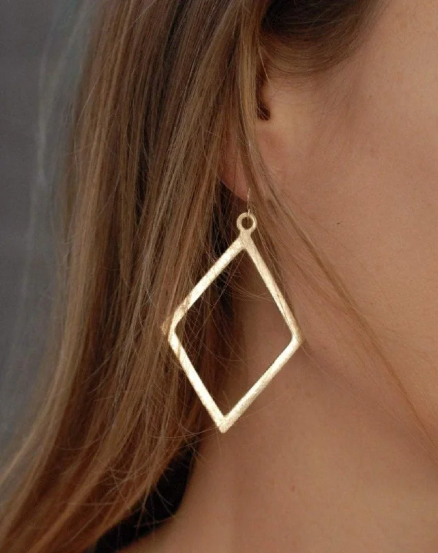 Smooth drop earrings-Joanne ~ Gold Plated ~ ME028