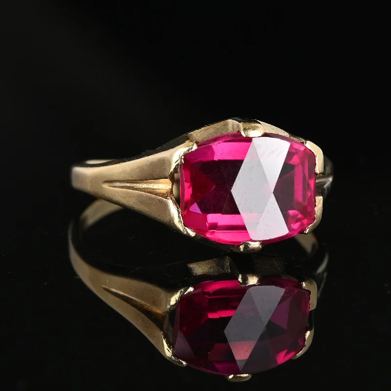 Light filigree rings-Vintage Art Deco Fancy Cut Ruby Signet Ring in Gold