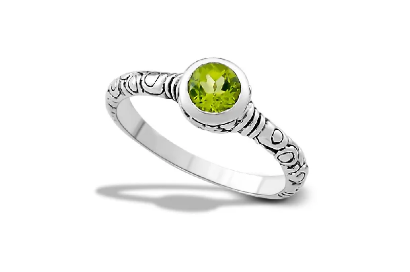 Vivid diamond rings-Iyang Ring- Peridot