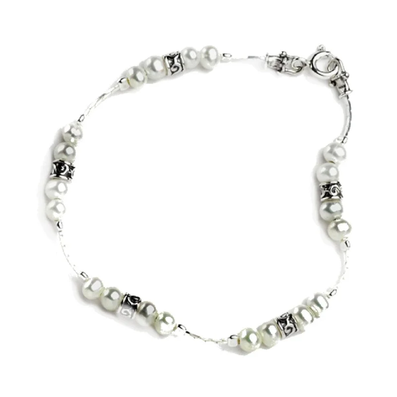 Delicate Freshwater Pearl and Silver Bead Bracelet