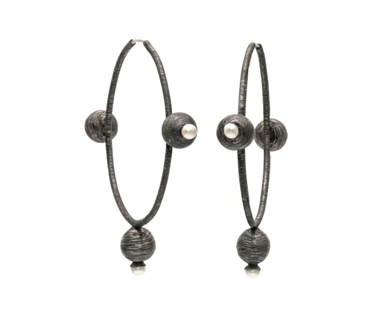 Polished gold earrings-Mariella Pilato Pearl Planetary Hoops